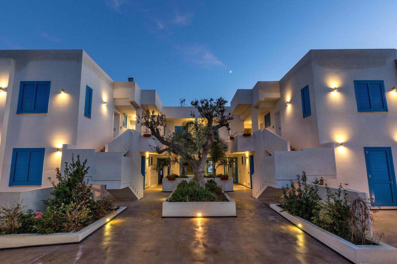 Solmaris Seaside - B&B Sul Mare Maruggio Exterior foto
